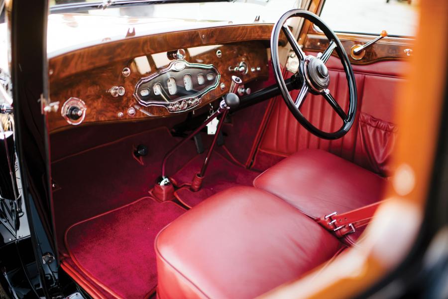 Интерьер Stutz Model MA Supercharged Coupe by Lancefield 1930 года  (фото 17 из 50)